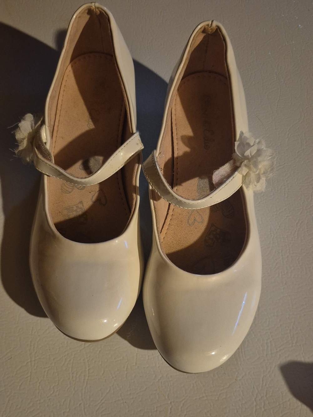 Girls Cream Mary Jane Dress Shoes with Floral Accent